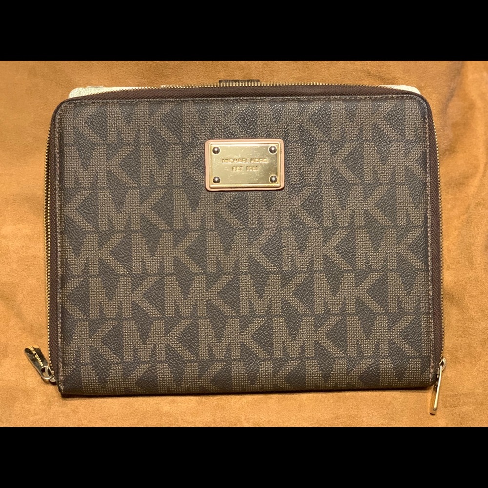 Ipad case